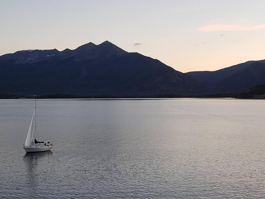 Lake Front Condo 1Bd - Fully Remodeled! Dillon Dış mekan fotoğraf