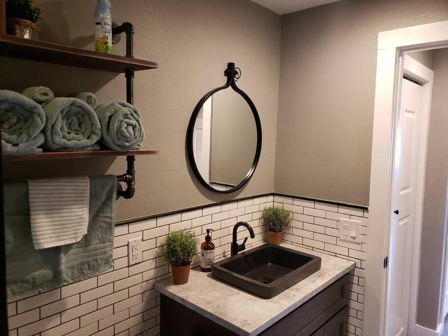 Lake Front Condo 1Bd - Fully Remodeled! Dillon Dış mekan fotoğraf