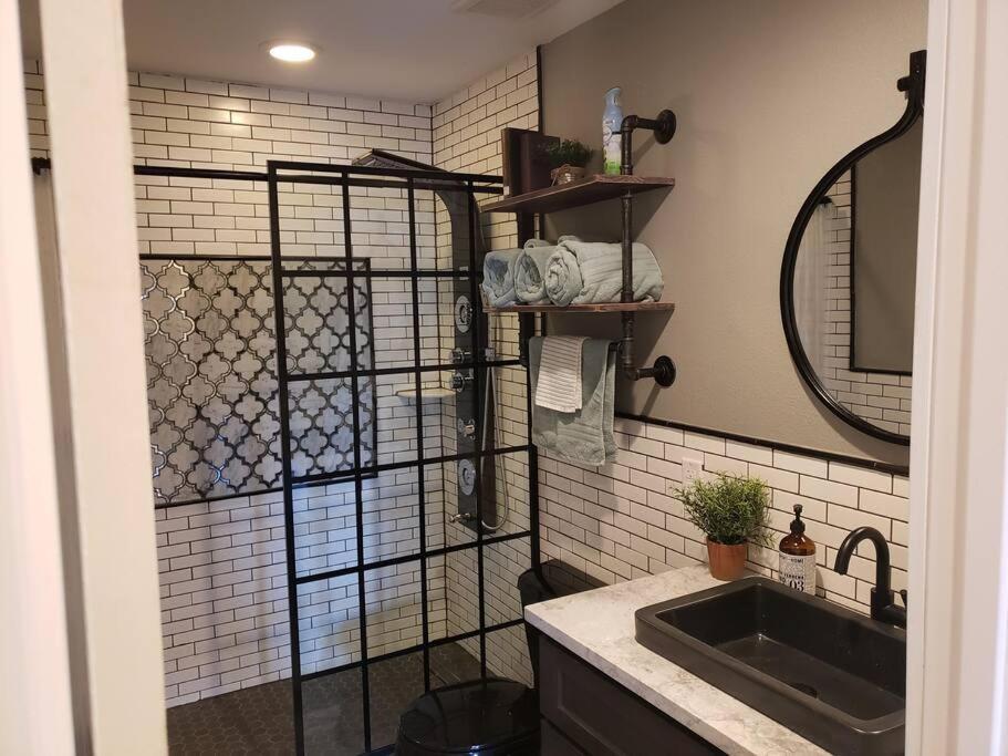 Lake Front Condo 1Bd - Fully Remodeled! Dillon Dış mekan fotoğraf